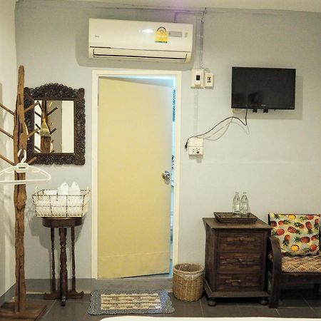 Stay With Me Guest House Chiang Mai Extérieur photo