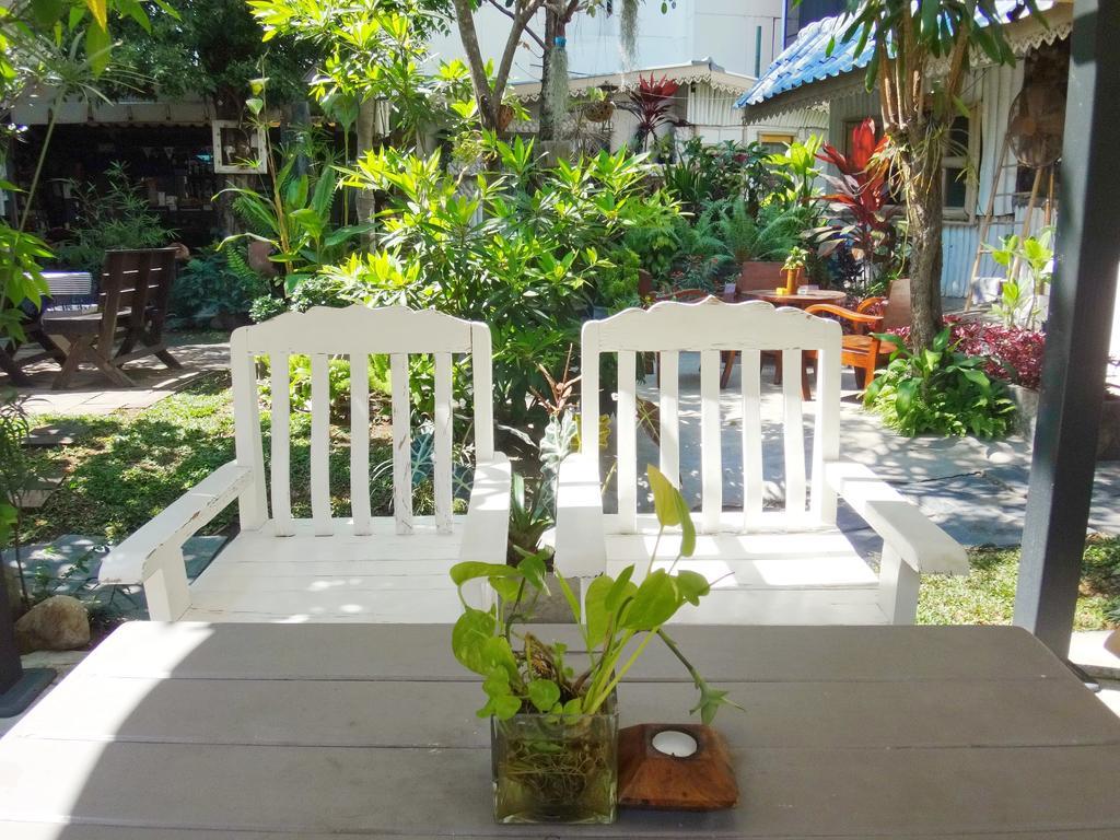 Stay With Me Guest House Chiang Mai Extérieur photo