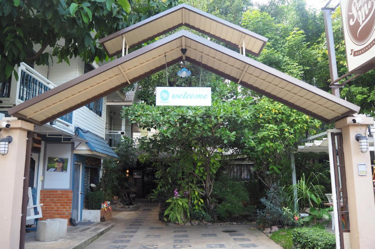 Stay With Me Guest House Chiang Mai Extérieur photo